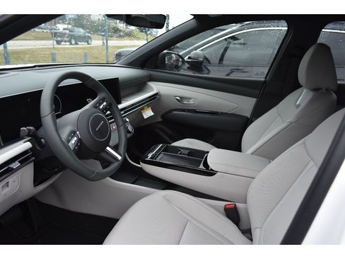 New 2026 Hyundai Tucson Limited image 8