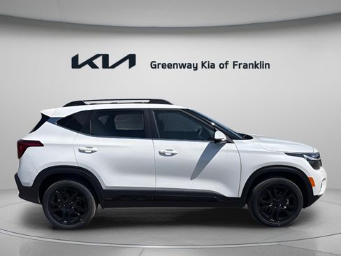 New 2025 Kia Seltos X-Line image 8