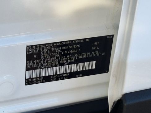 Certified 2025 Toyota RAV4 XLE image 30