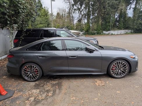 Used 2025 Audi S5 Premium Plus image 8