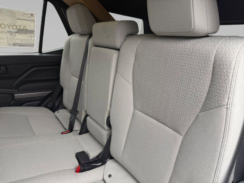 New 2026 Toyota 4Runner SR5 image 13