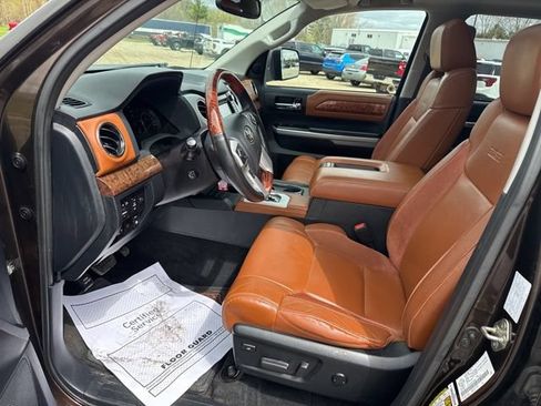 Used 2019 Toyota Tundra 1794 Edition AWD/4WD image 9