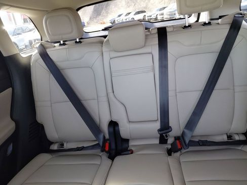 New 2026 Lincoln Corsair Premiere image 15