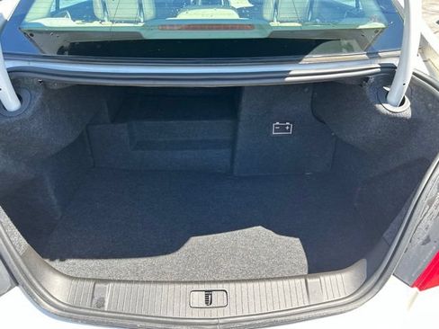 Used 2014 Buick LaCrosse Leather FWD image 18