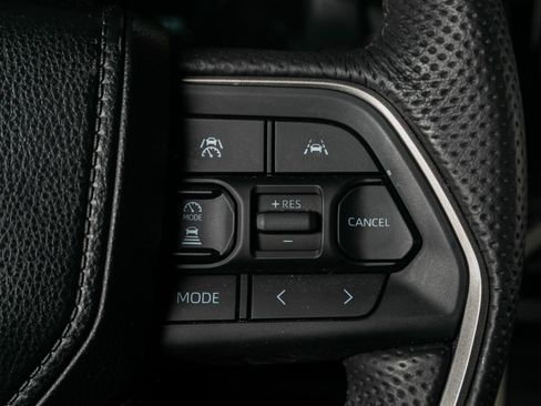 Used 2024 Toyota Tacoma TRD Sport image 40