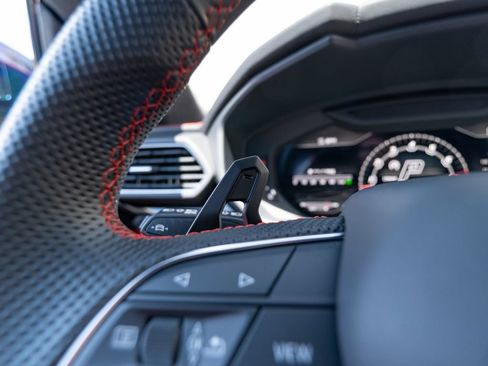 Used 2022 Lamborghini Urus AWD/4WD image 14
