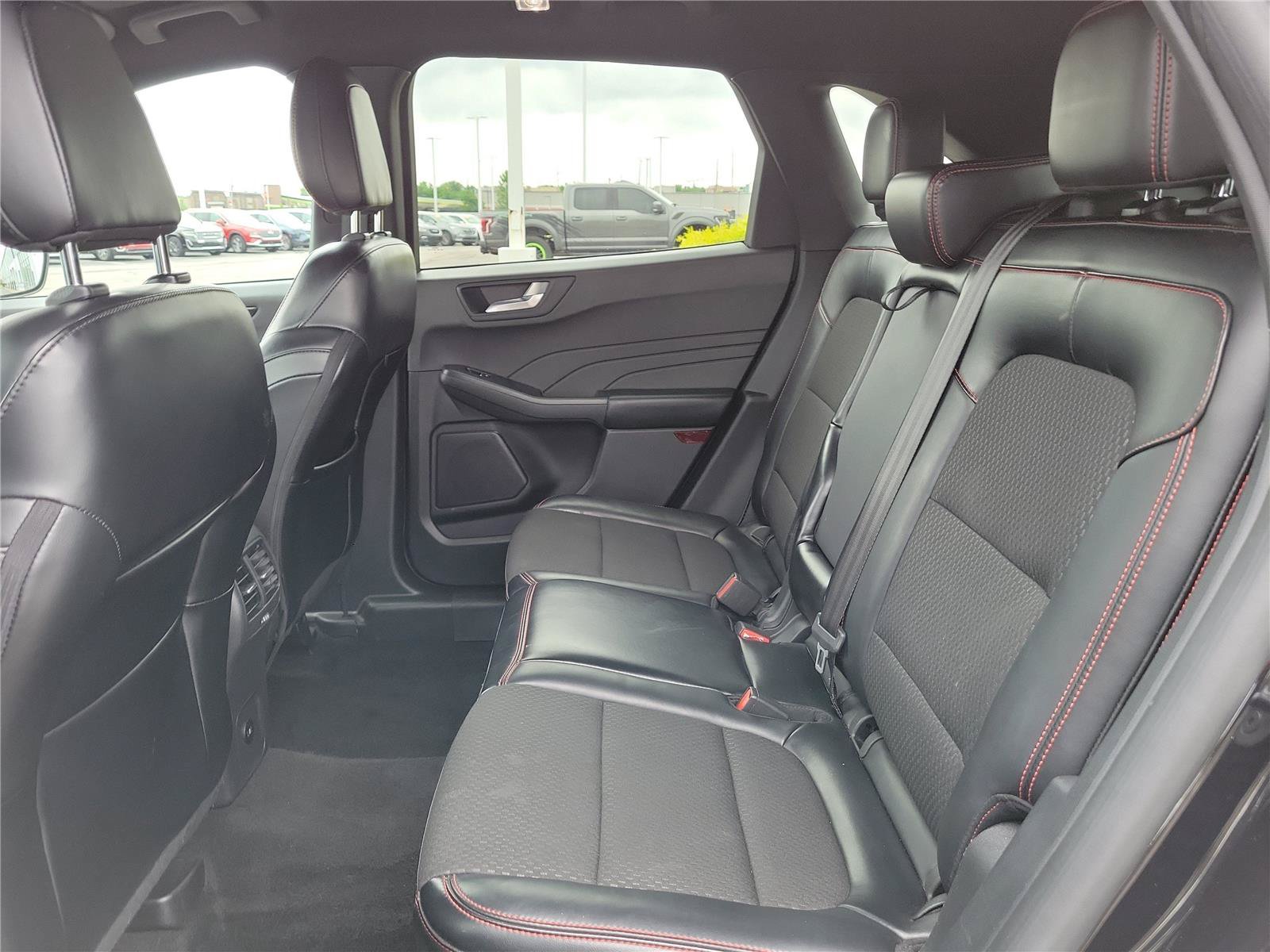 Used 2024 Ford Escape ST-Line AWD/4WD image 15