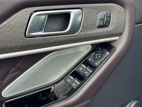 New 2026 Ford Explorer Platinum w/ LUX Leather Package image 13