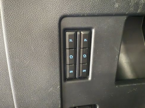 Used 2024 Ford Expedition Limited image 9