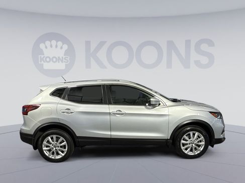 Used 2022 Nissan Rogue Sport SV image 8