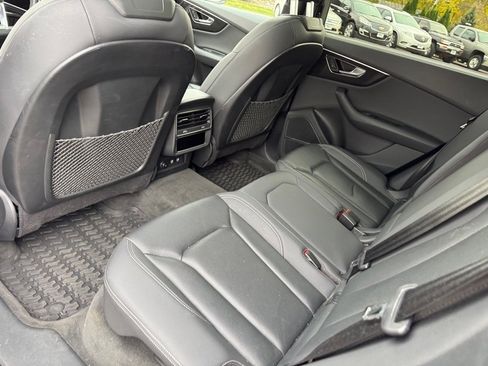 Used 2019 Audi Q8 Prestige image 23