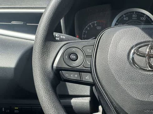 Used 2021 Toyota Corolla LE w/ Carpet Mat Package (TMS) FWD image 8