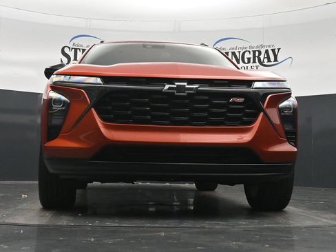Used 2024 Chevrolet Trax RS w/ Driver Confidence Package FWD image 27