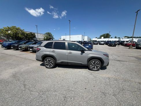 Used 2026 Subaru Forester Touring AWD/4WD image 8