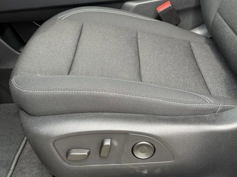 New 2026 Chevrolet Traverse LT image 18