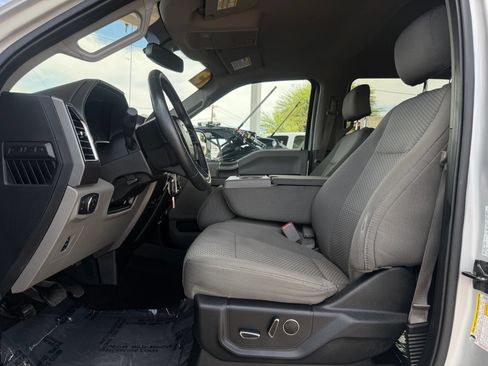 Used 2015 Ford F150 XLT w/ Equipment Group 302A Luxury RWD image 9