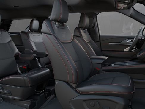 New 2025 Ford Explorer ST image 6