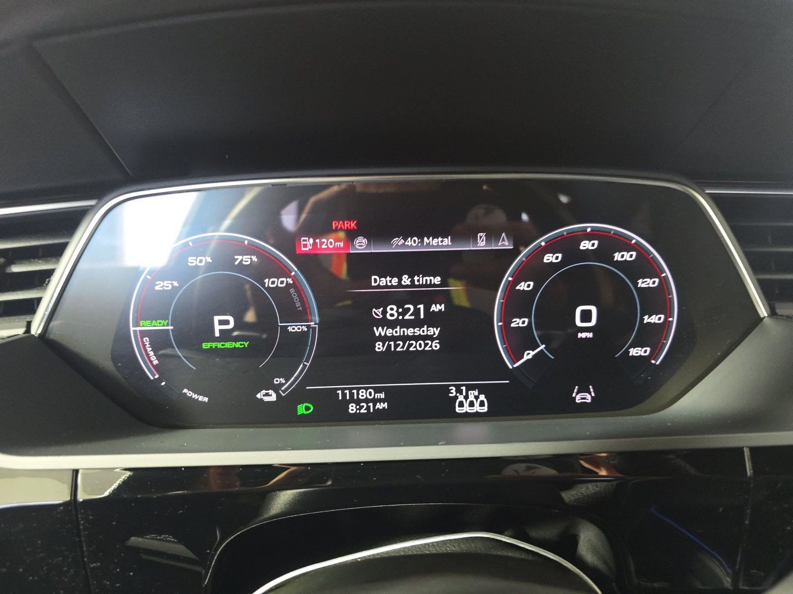 Used 2024 Audi SQ8 e-tron Prestige w/ Prestige Package AWD/4WD image 11
