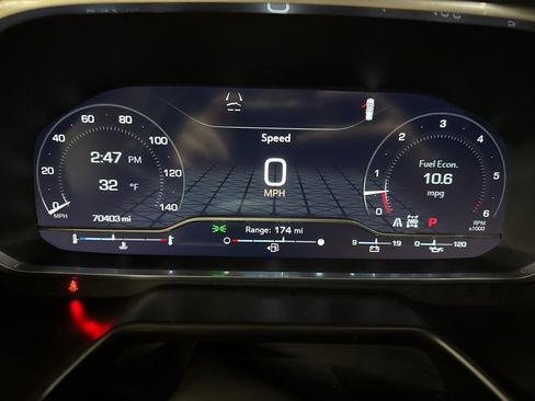 Used 2023 GMC Yukon SLT w/ SLT Luxury Package image 19