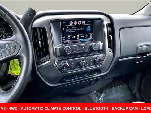 Used 2018 Chevrolet Silverado 1500 LT w/ All Star Edition AWD/4WD image 10