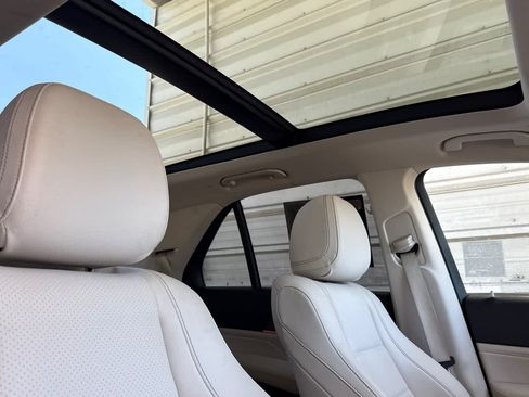 Certified 2022 Mercedes-Benz GLE 350 4MATIC image 16