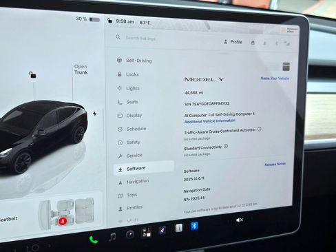 Used 2023 Tesla Model Y 2WD image 21