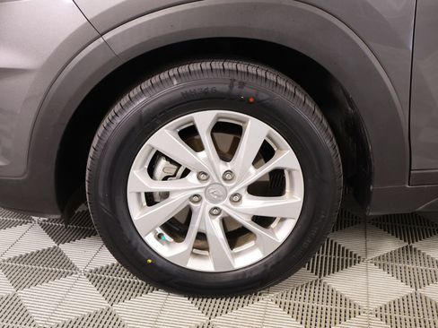 Used 2020 Hyundai Tucson Value FWD image 17
