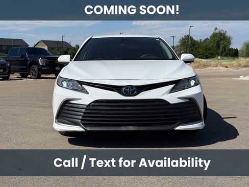 Used 2023 Toyota Camry LE FWD image 2