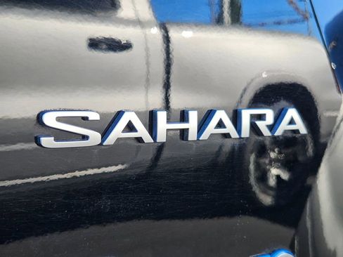 Used 2024 Jeep Wrangler Unlimited Sahara image 32