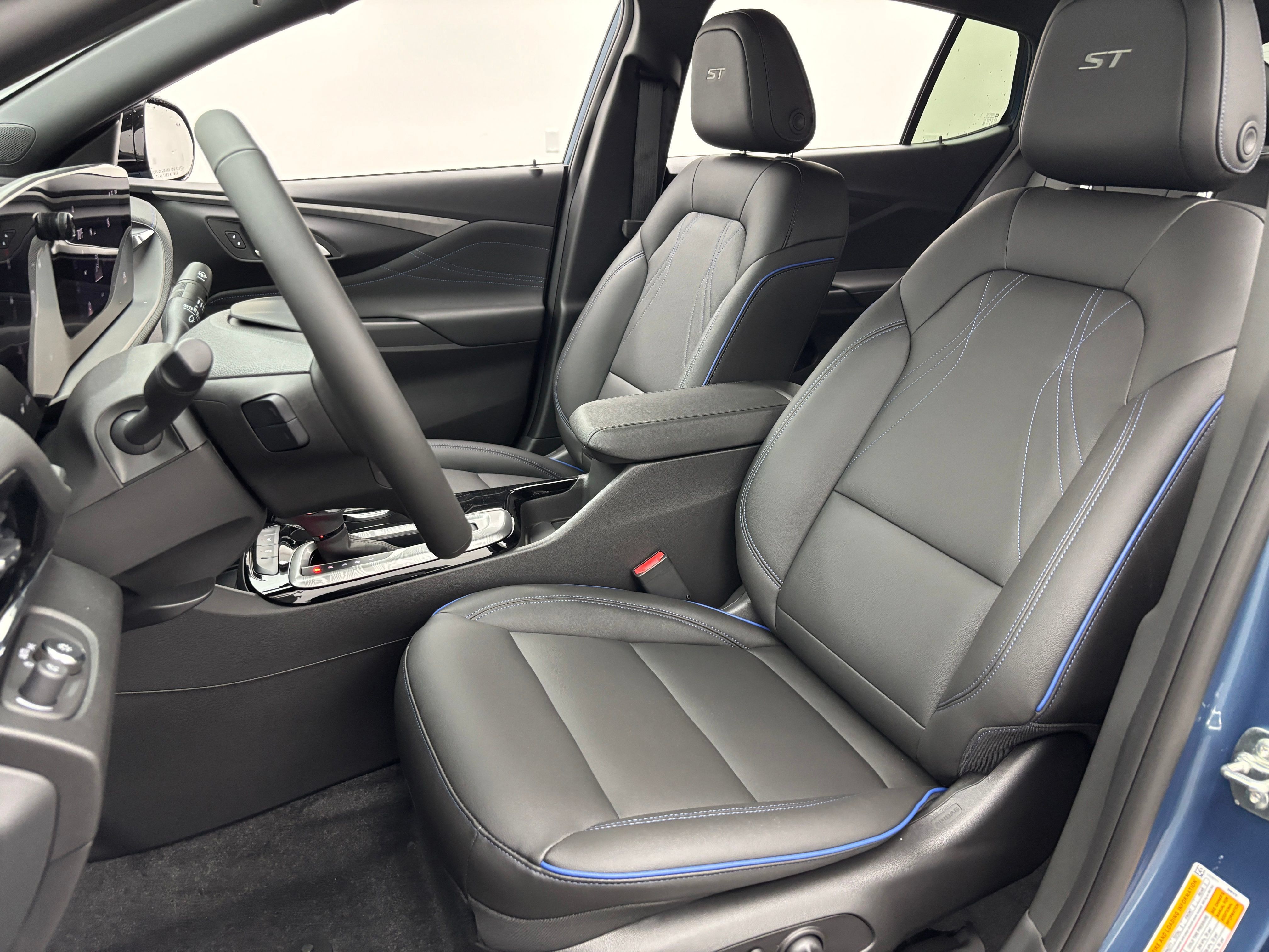 New 2026 Buick Envista Sport Touring w/ Convenience I Package FWD image 16