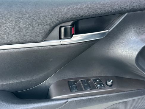 Certified 2023 Toyota Camry SE image 10