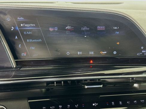 Used 2021 Cadillac Escalade ESV Sport w/ Driver Assist Tech Package image 15