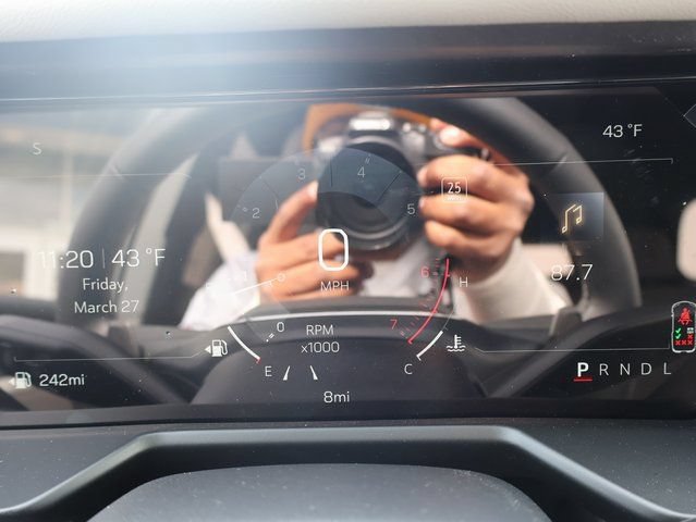 New 2026 GMC Acadia Elevation w/ Elevation Premium Package FWD image 30