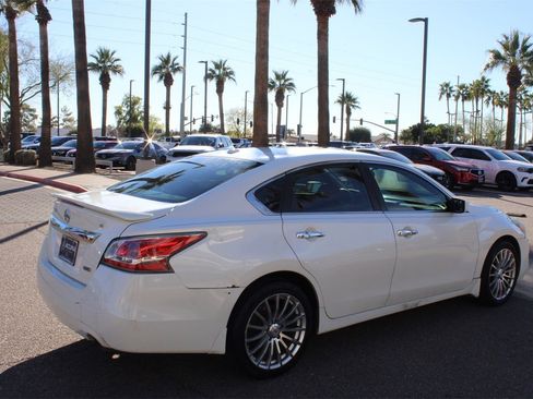 Used 2015 Nissan Altima 2.5 S w/ Special Edition Package image 5