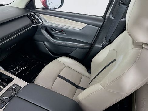 Certified 2024 MAZDA CX-90 Plug-In Hybrid w/ Preferred AWD/4WD image 24