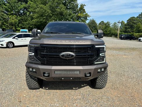 Used 2019 Ford F250 Limited w/ FX4 Off-Road Package AWD/4WD image 7