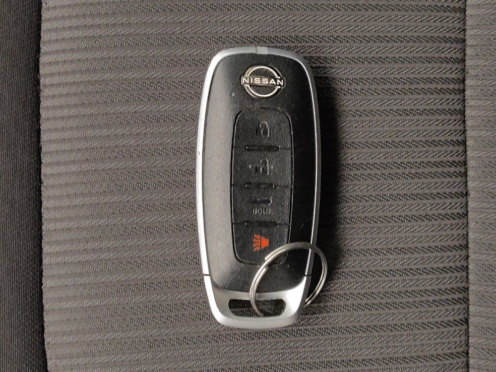 Used 2025 Nissan Sentra SV FWD image 32