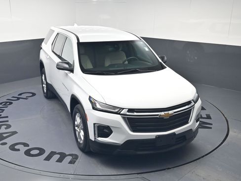 Certified 2023 Chevrolet Traverse LS image 30
