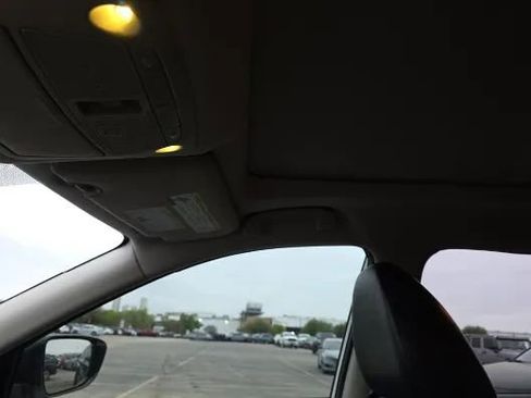 Used 2017 Nissan Rogue SL w/ SL Premium Package image 22