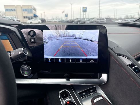 Used 2023 Chevrolet Corvette Stingray Premium Conv w/ Z51 Performance Package image 17
