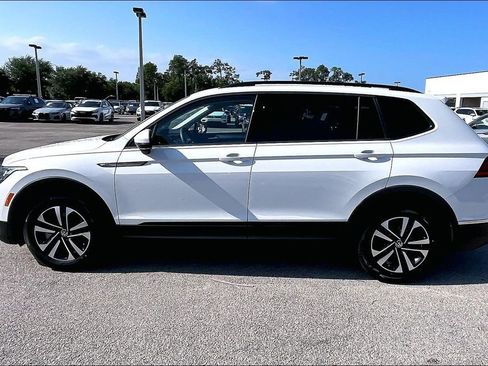 Certified 2022 Volkswagen Tiguan S FWD image 8