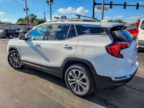 Certified 2020 GMC Terrain SLT w/ Preferred Package image 6
