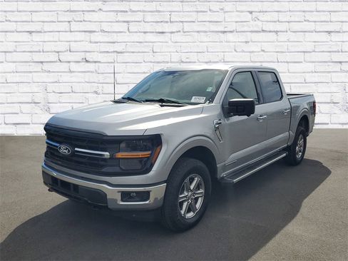 Used 2024 Ford F150 XLT w/ Mobile Office Package image 4