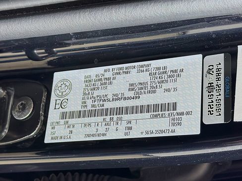 Used 2024 Ford F150 Lariat AWD/4WD image 44