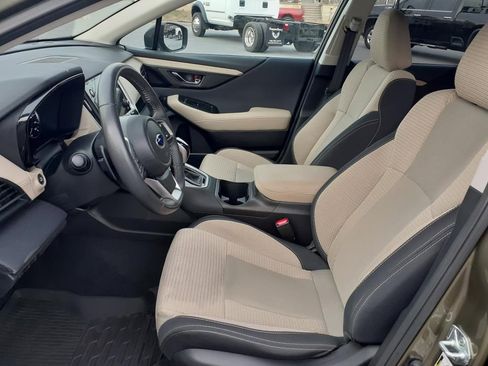 Used 2024 Subaru Outback Premium w/ Popular Package #1A image 11