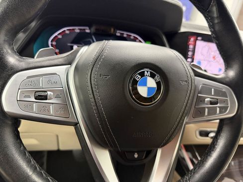 Used 2021 BMW X7 xDrive40i w/ Executive Package AWD/4WD image 18