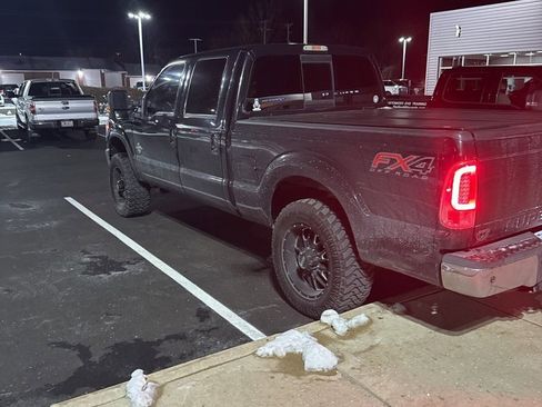 Used 2015 Ford F350 Lariat w/ Lariat Ultimate Package image 3