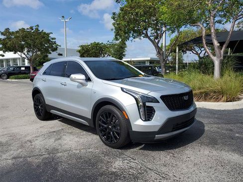 Used 2021 Cadillac XT4 Premium Luxury w/ LPO, Onyx Sport Package FWD image 26