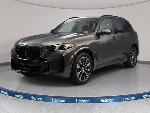 New 2026 BMW X5 xDrive40i w/ M Sport Package AWD/4WD image 1