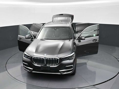 Used 2023 BMW X5 xDrive40i AWD/4WD image 33
